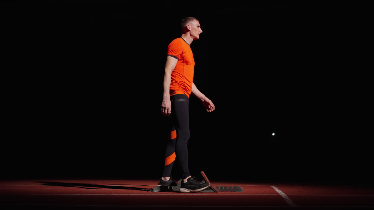 velocista en los bloques de salida