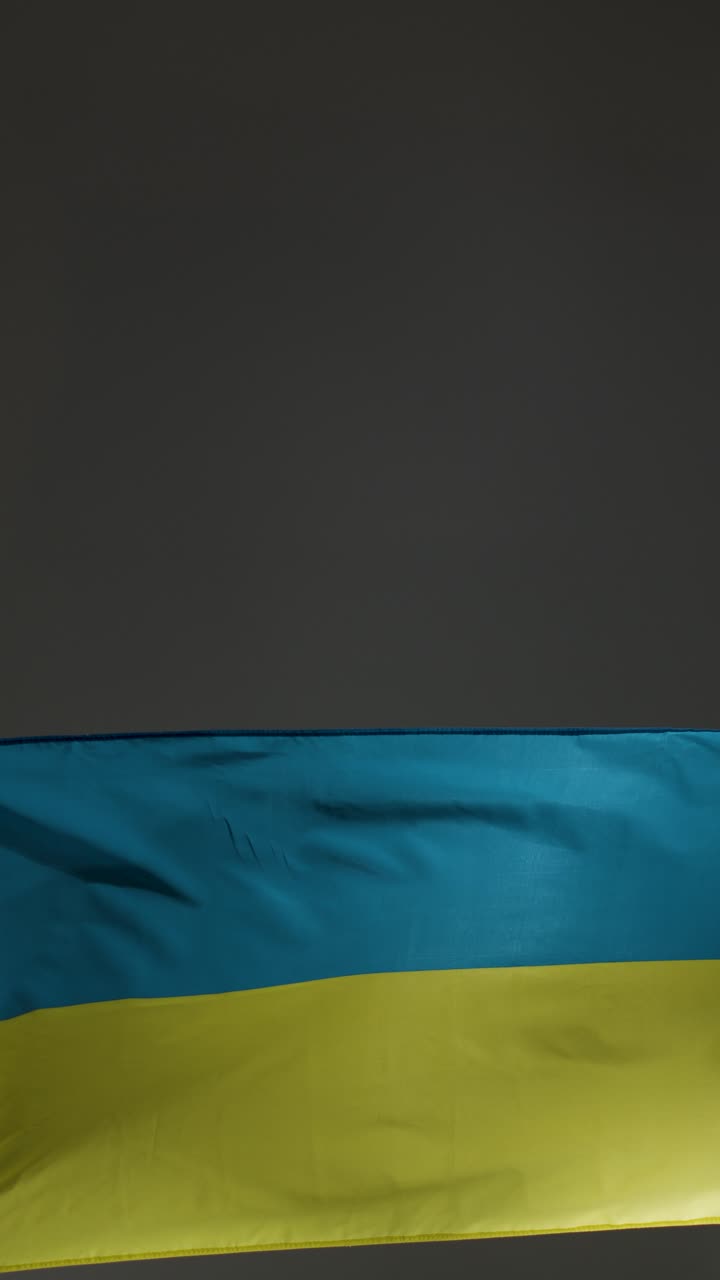 우크라이나와 러시아 발의 수직 기단  03