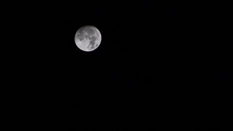 Lapso-De-Tiempo-De-Luna-Llena-En-La-Noche