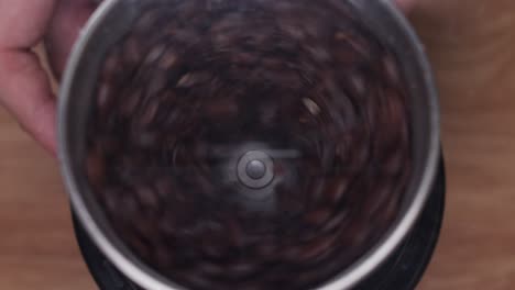 coffee beans grinding process