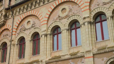 Palais-du-Tau-Facade-Exterior-In-Angers,-Maine-et-Loire,-Pays-de-la-Loire,-France,-Europe