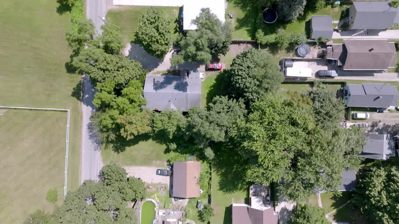 Michigan Center, Michigan neighborhood homes with drone video overhead