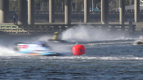 formula one powerboats race on a course in florida