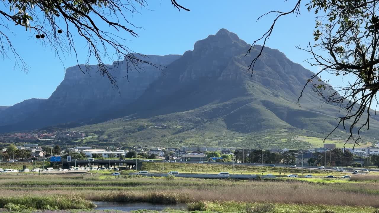 Table Mountain and Devil’s Peak as seen from Pinelands near Cape Town, South Africa