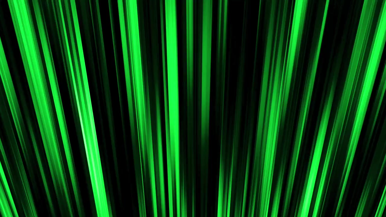 Video di linee di velocità verticali verdi astratte che si muovono rapidamente verso il basso su sfondo nero