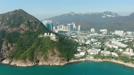 bahía de hong kong y horizonte en un hermoso día, vista aérea