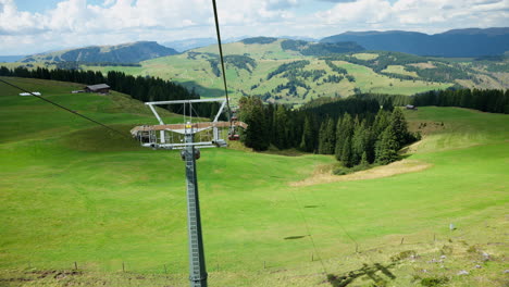 Idyllic-alpine-landscape-of-Seiser-Alm-from-chairlift,-Dolomites,-Italy