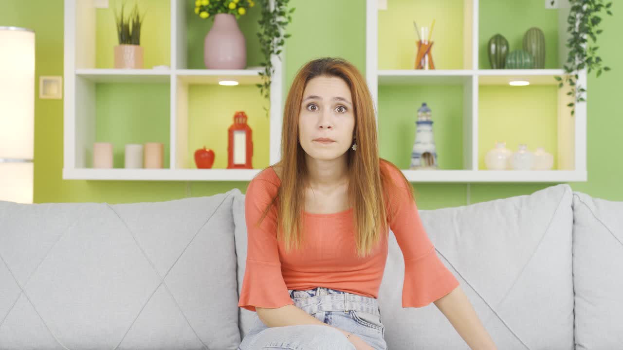 놀라운 젊은 여성.