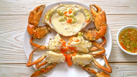 Steamed-egg-crab-with-fresh-milk-with-spicy-seafood-sauce