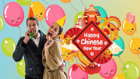 animación de feliz año nuevo chino texto en más de una pareja de fiesta y globos en el fondo