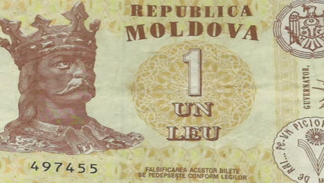 moldovan 1 leu banknote on green screen