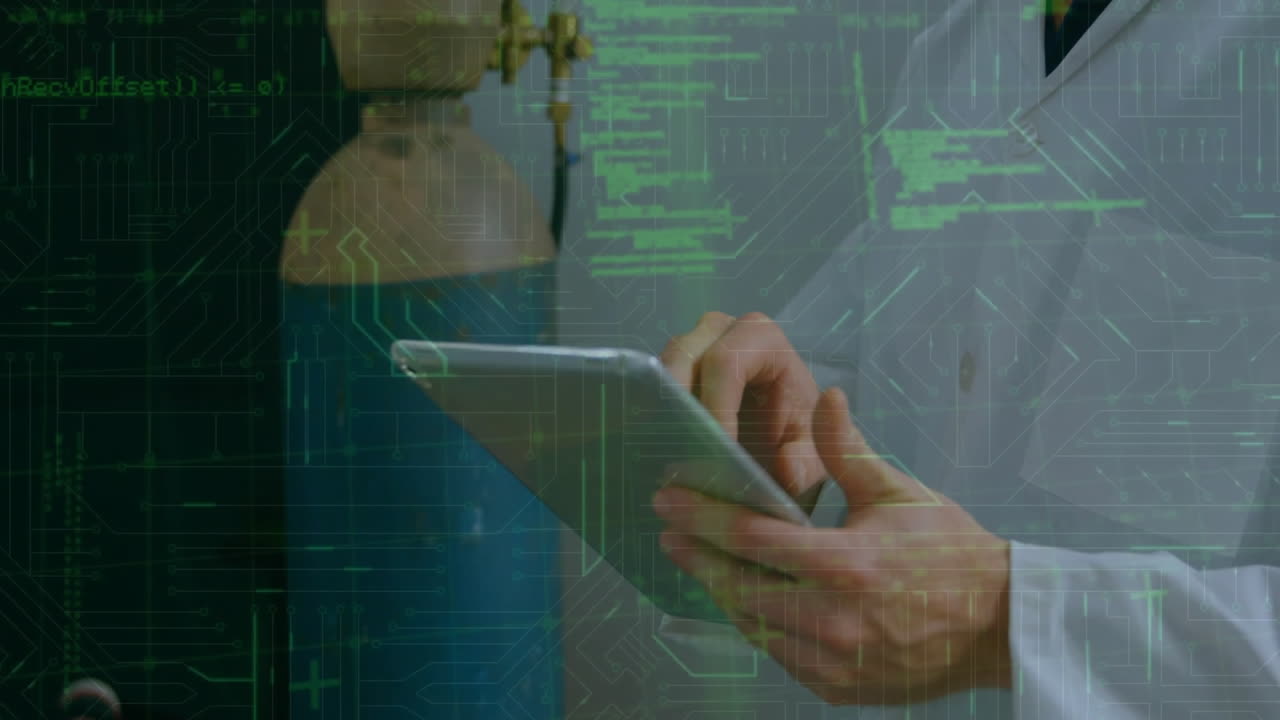 animación de procesamiento de datos sobre científico caucásico usando una tableta