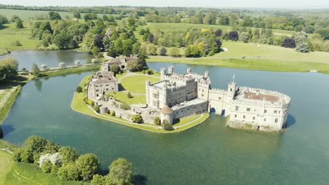 Drone-Aéreo-Castillo-De-Leeds-Inglaterra