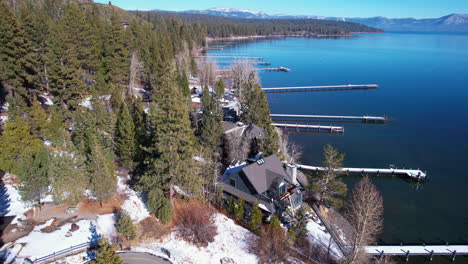 Lago-Tahoe-Estados-Unidos-En-Un-Día-Soleado-De-Invierno