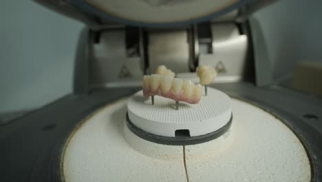 zirconia crowns and veneers manufacturing process