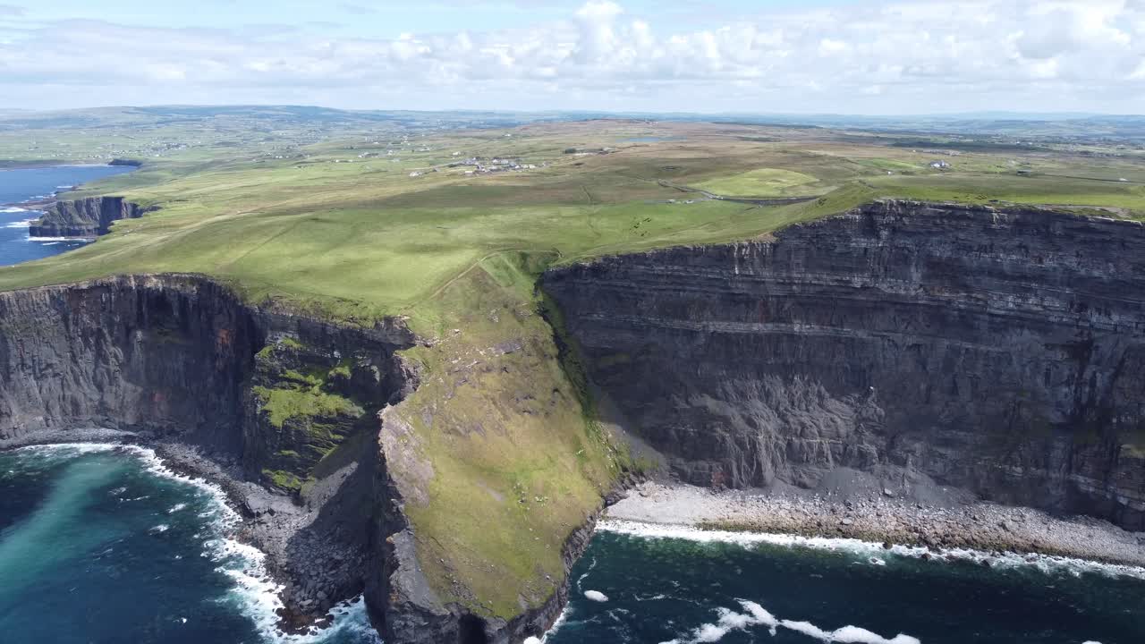 irlanda acantilados de moher, volar a los acantilados