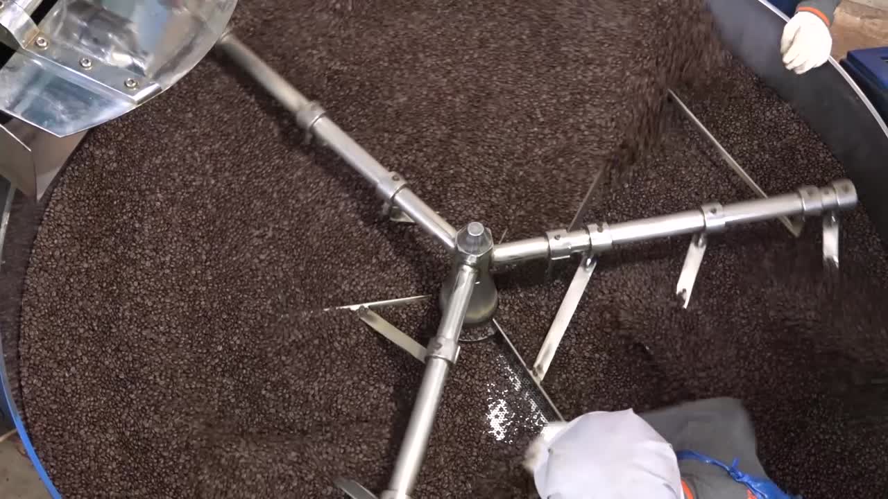 Coffee Roaster Machine
Coffee Roast Machine
Coffee Roaster
Coffee Factory
29