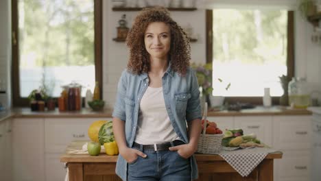 Portrait-of-smiling-woman-in-her-kitchen/Rzeszow/Poland