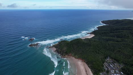 Broken-Head-Beach-In-Byron-Bay,-NSW,-Australia---Aerial-Panoramic