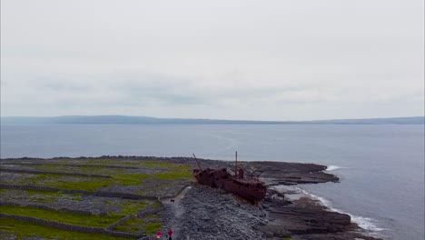 Low-Aerial-footage-of-MV-Plassey-or-Plassy-ship-wreck-on-Inis-Oirr-an-island-off-the-Galway-Coast