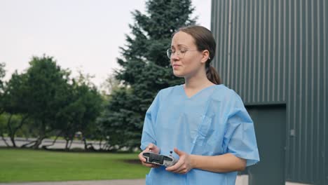 female drone pilot struggles to restore lost connection with drone