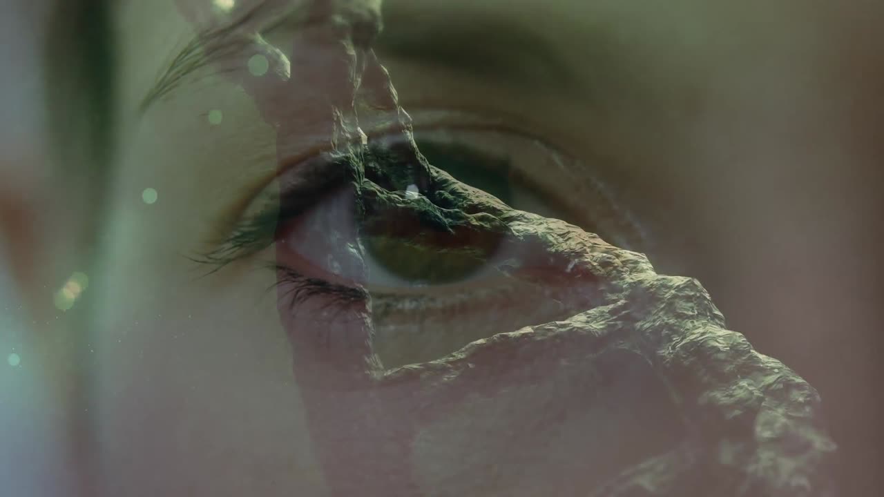 анимация вращающейся нити днк и обработка данных над женщинами