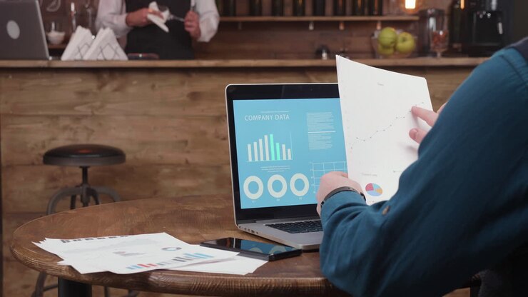 Analyse af virksomhedsdata på en cafébar