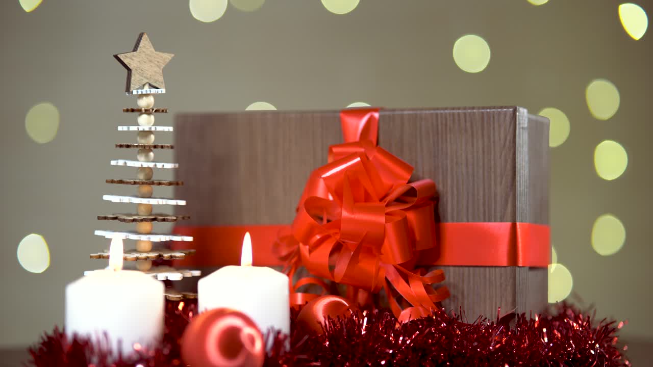배경 조명이 있는 크리스마스 선물의 폐쇄 루프
