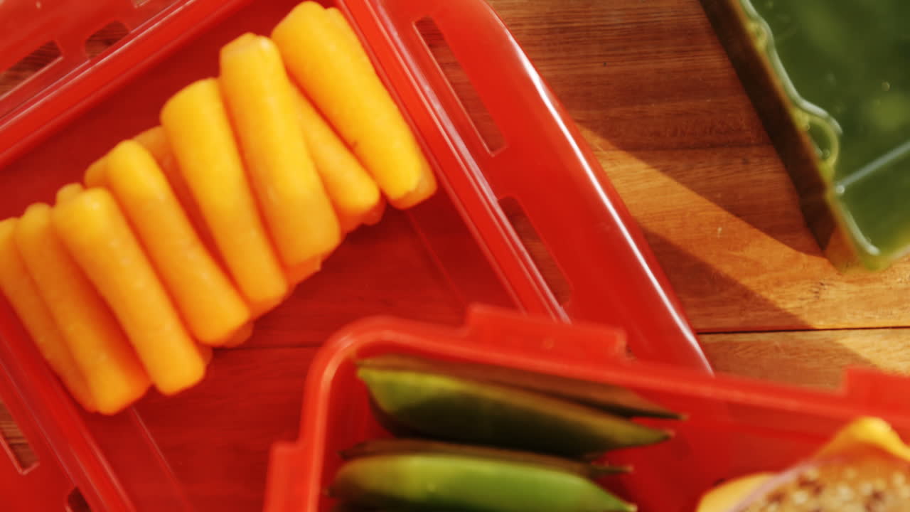 primer plano de guisantes y dulces