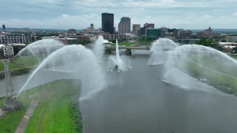 five rivers fountain of lights over the great miami river