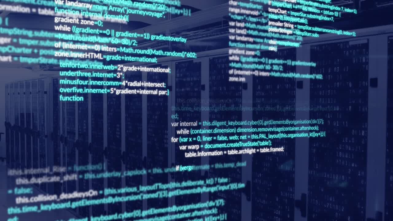 Animation af flerfarvet computersprog og binære koder på serverracks i serverrum