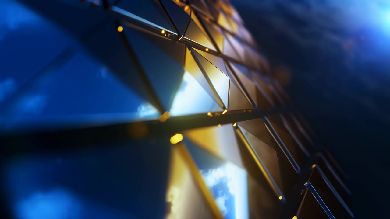 Bentuk geometris jaring segitiga yang menyala bersinar di latar belakang gelap, dengan sorotan metalik, efek buram lembut, dan kontras kuat menciptakan tampilan modern.