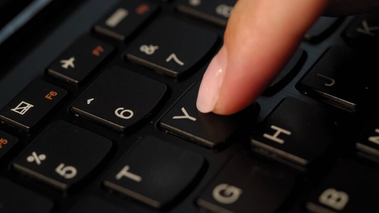 Pushing Y button on the black keyboard