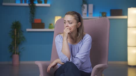 mujer agresiva y neurótica.