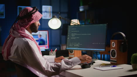 developer working on outsourced project