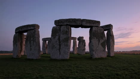 stonehenge at sunrise/sunset