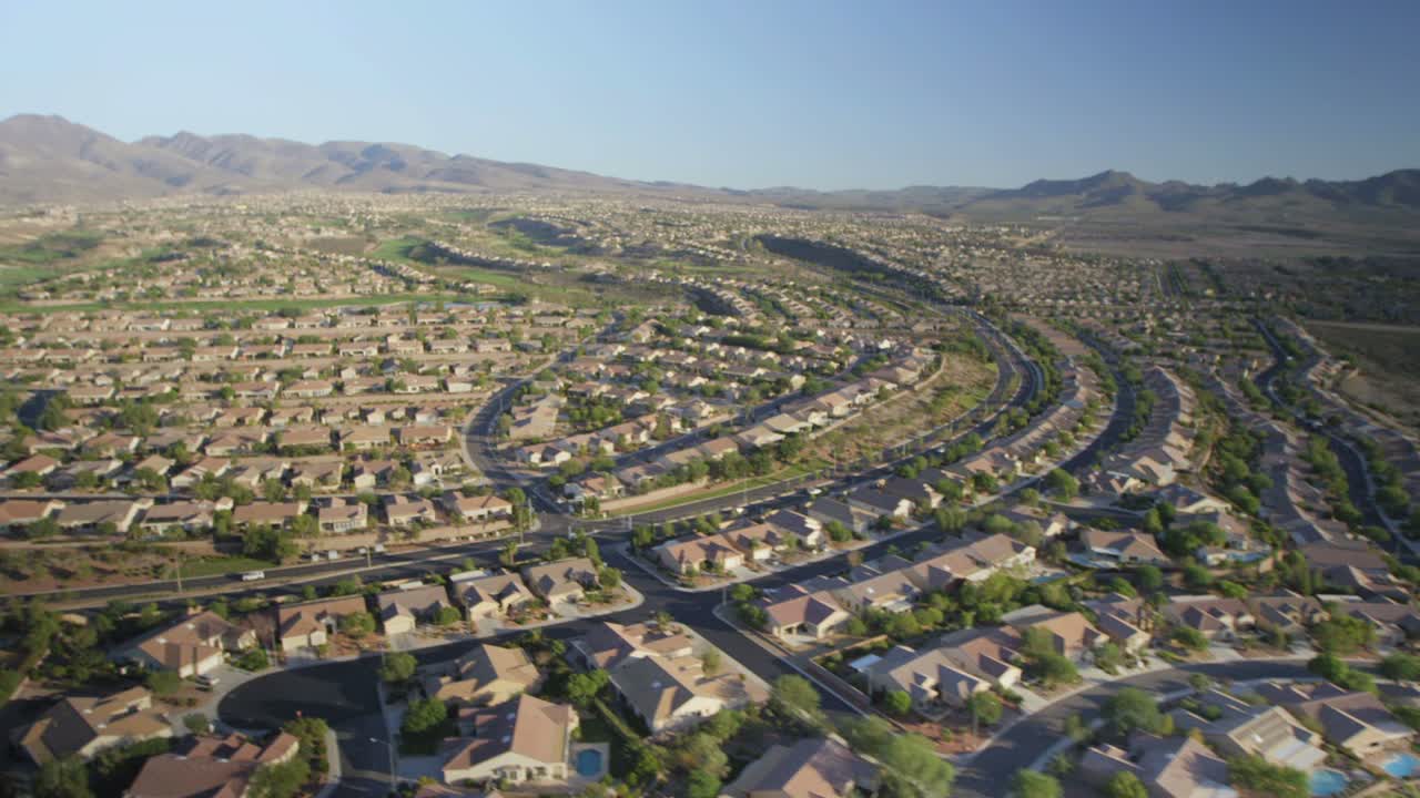 vista aérea de la expansión suburbana cerca de las vegas nevada 7