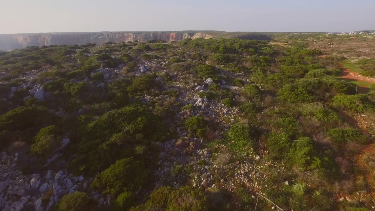 el surfspot beliche cerca de sagres, portugal. toma aerea