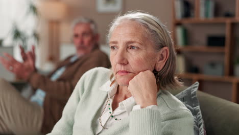 a senior couple experiencing relationship difficulties