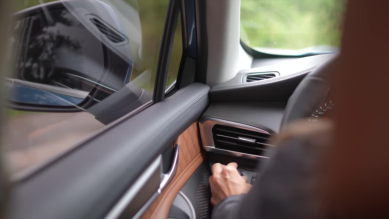 espejos exteriores de automóviles, interior de automóviles modernos, maxus d90