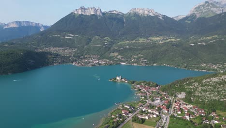 Lago-Annecy-Francia-Alto-ángulo-Aéreo-4k-Material-De-Archivo