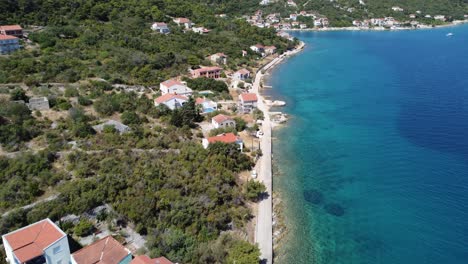 la costa croata di zara filmata dall'alto con drone in 4k