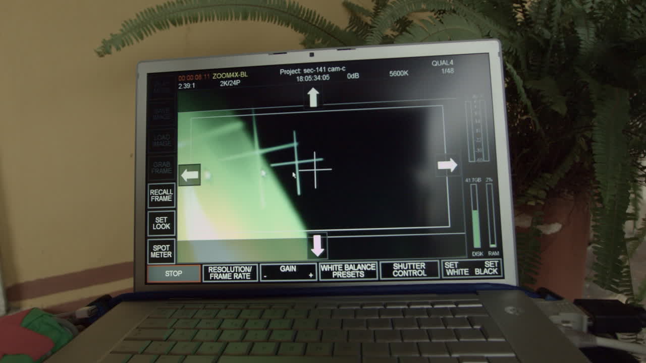 interfaz de cámara de imágenes de silicio con efecto de video de espejo interminable
