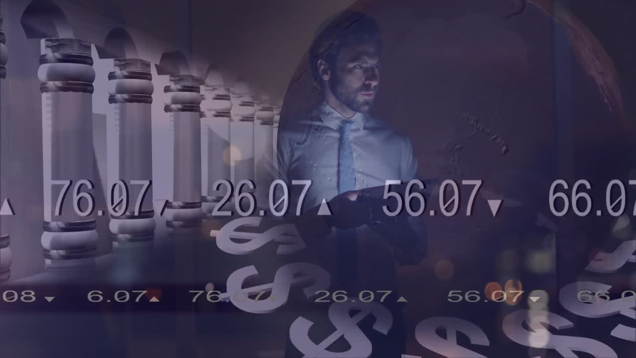 태블릿을 사용하는 사업가에 대한 금융 데이터 및 통화 기호 애니메이션