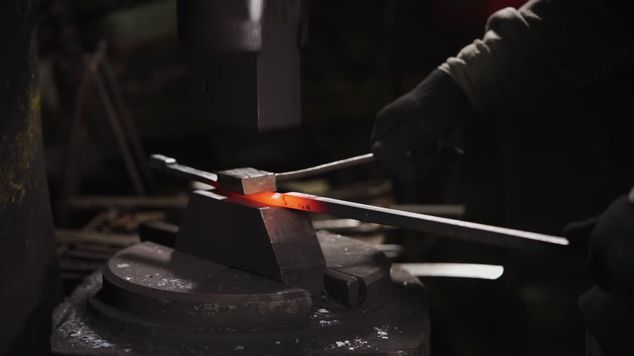 Metallsmiingsprosess