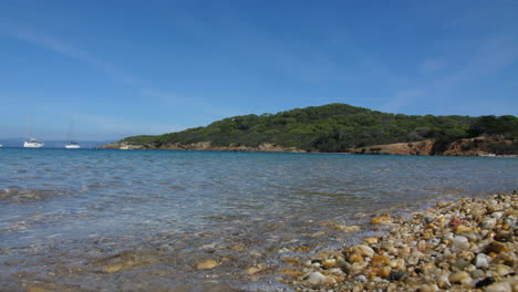 Vista-De-La-Playa-De-Langoustier-Porquerolles-Francia