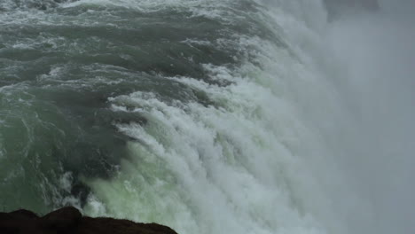 Powerful-Waterfall-in-Landscape-of-Iceland,-Close-Up-Slow-Motion-120fps