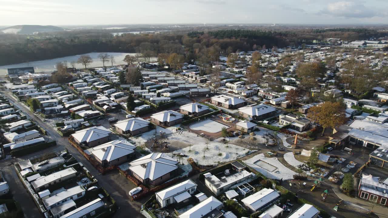 네덜란드에서 눈으로 인 방갈로 파크 커뮤니티의 공중 설립, 도 촬영