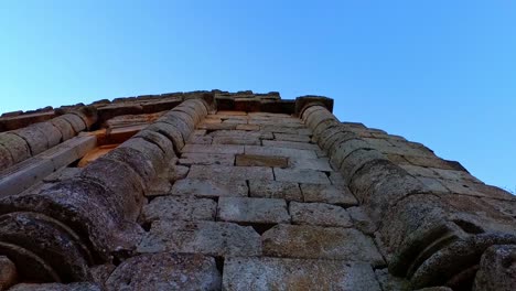 Die-Wände-Des-Königlichen-Mausoleums-Von-Mauretanien,-Tipaza,-Algerien---Zeitlupe