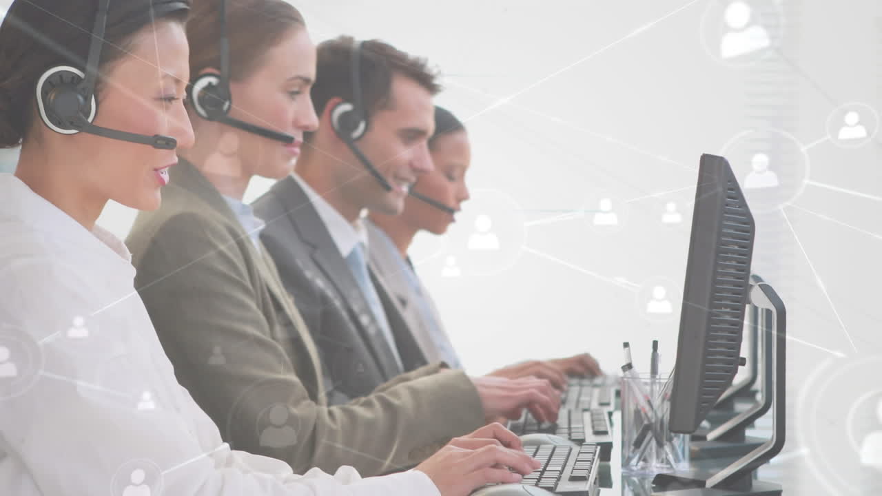 animación de la red de conexiones a través de personas de negocios que usan auriculares telefónicos
